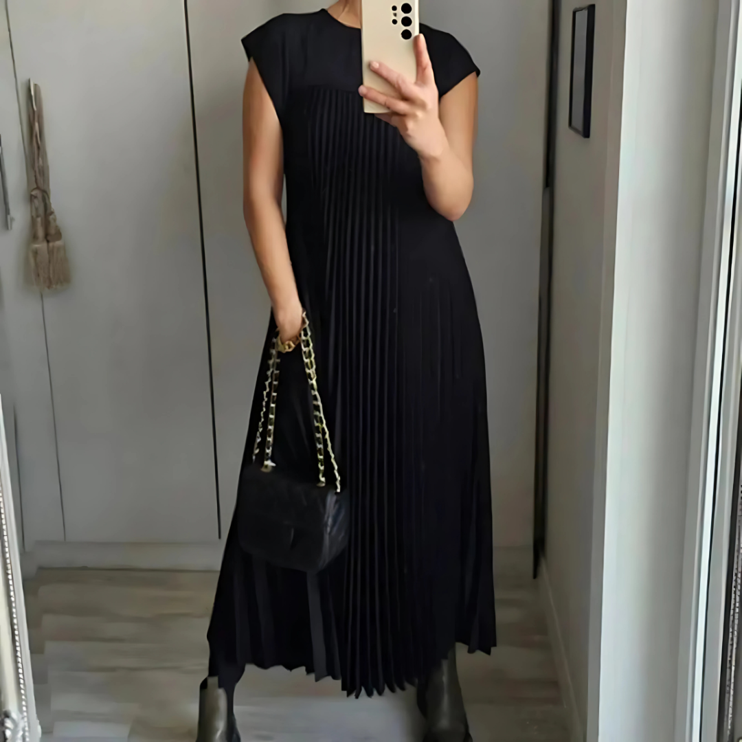 Elena – Pleated Maxi Dress
