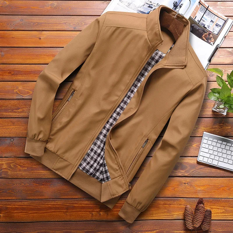 LAWSON JACKET | CLEAN DESIGN FOR COOL SPRING AIR