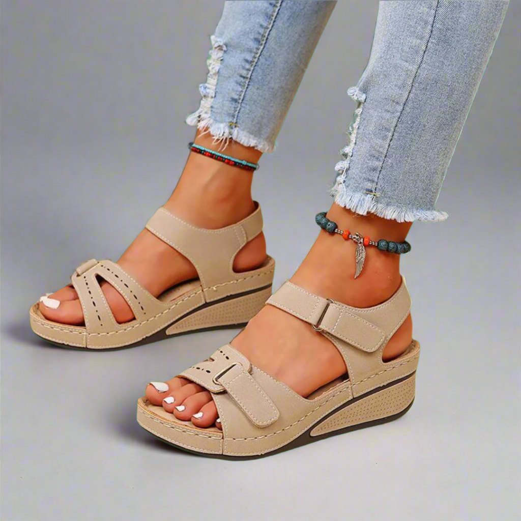 Gudula | Elegant orthopaedic sandals made from soft premium materials for pain-free summer days
