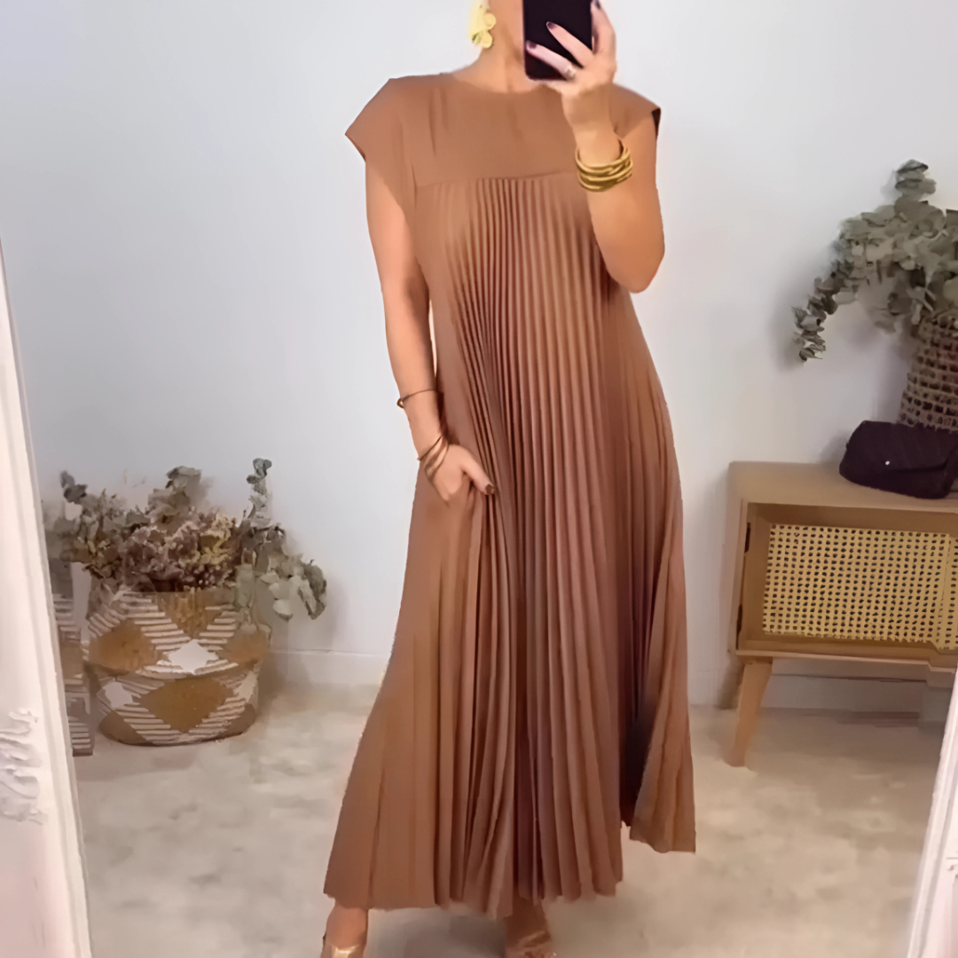 Elena – Pleated Maxi Dress