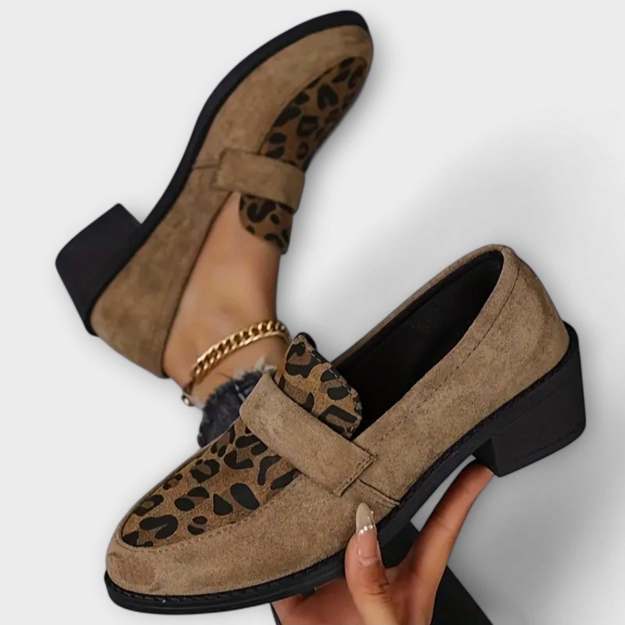 Karla - Elegant Ladies' Shoes with Leopard Print